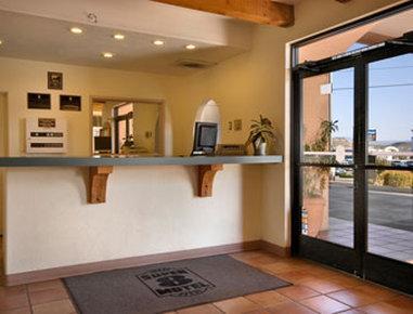 Super 8 By Wyndham Cottonwood Hotel Exterior photo